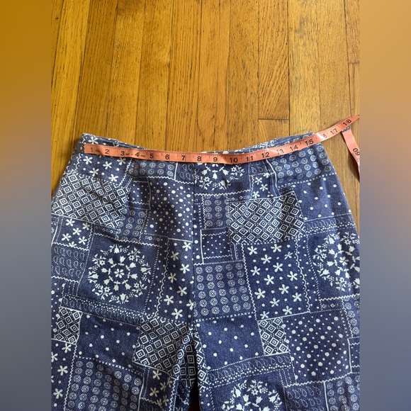 60s Vintage Blue Back Zip Bandana Patchwork Print Back Zip Shorts - Picture 3 of 7